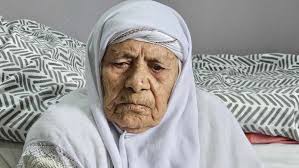 Şemdinlili asırlık Fatma nineyle geçmişe yolculuk