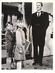 Mr Banks And The Children Mary Poppins Movie Mary Poppins 1964 Mary Poppins