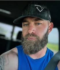 Caleb Amos's Instagram, Twitter & Facebook