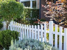 Der gartenzaun in seiner schönsten form. Zaunarten Im Vergleich Den Richtigen Zaun Finden Obi