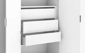 Eine Option Fur Mehr Ordnung In Ihrem Kleiderschrank Innenschubladen Stellen Sie Ihre Individuelle Innenausstattung Schrank Kleiderschrank Innenausstattung
