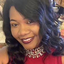 Gmorning family can you put me in a suit and correct the dark circles under  my eyes?