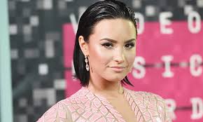 Between 2002 and 2004, selena gomez and demi lovato were both on barney and friends. Demi Lovato The Pop Princess From Albuquerque Udiscover Music
