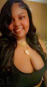 Nina Bey's Instagram, Twitter & Facebook