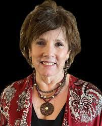 Erin Haire's Instagram, Twitter & Facebook