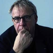 Oscar Holloway's Instagram, Twitter & Facebook