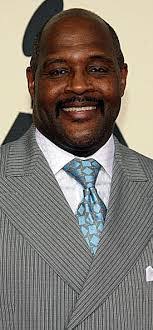 Ronald Winans's Instagram, Twitter & Facebook