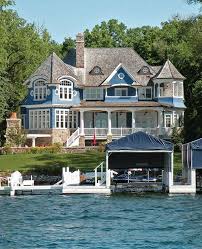 Hooked On Houses A Fun Place To Get Your House Fix Lake Houses Exterior Dream House Exterior Lake House