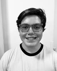 Julie Tarter's Instagram, Twitter & Facebook