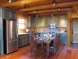 Bellissimoandbella Blogspot Com Log Cabin Kitchen Green Cabinets Log Cabin Kitchens Rustic Kitchen Cabin Kitchens