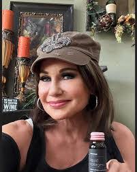 Heather Kitchen's Instagram, Twitter & Facebook