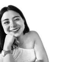 Jazmin Lupercio's Instagram, Twitter & Facebook