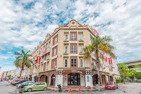 The accommodation is located only. The 10 Closest Hotels To Oyo 1192 Hash House Hotel Melaka Tripadvisor Find Hotels Near Oyo 1192 Hash House Hotel