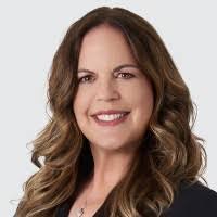 Sandra Decamp's Instagram, Twitter & Facebook