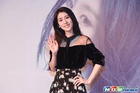 Tháng 6 năm 2013, trương bích thần sang hàn quốc, và biểu diễn xuất sắc tháng 7 năm 2014, trương bích thần về nước, kết thúc những tháng ngày thực tập sinh tại hàn quốc, tham gia the. TrÆ°Æ¡ng Bich Tháº§n Dung Chan Tinh Lay Ä'á»™ng Khan Giáº£