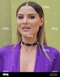 Veronica West's Instagram, Twitter & Facebook