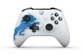 The place to explore xbox one controller designs made through xbox design lab, and share your own designs too! Nfl Themed Xbox One Controllers Have Arrived Slashgear
