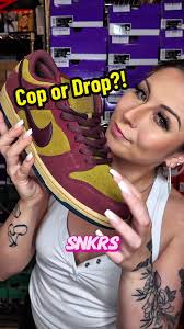 Dark Team Red Olive Frank Sb Dunsk