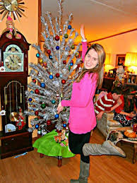 Remember that scene in charlie brown's christmas, when linus and charlie brown go to a christmas tree lot to find a tree for the pageant? Christmas With Vintage Aluminum Christmas Trees Hubpages