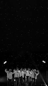 Black And White Aesthetic Lockscreen Tumblr Bts Wallpaper Lockscreen