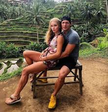 Aldo montano papa' bis e campione nel 2021? Aldo Montano In Indonesia Con La Moglie Olga Plachina Rassicura I Fans Dopo Il Violento Terremoto Che Ha Colpito La Regione Ci Siamo Lasciati Alle Spalle La Distruzione Ma Tutto Questo Non