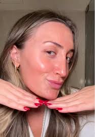 Get unready with me and the new @Caudalie premier cru cream, your  cheekbones will be popping and your jawline will be able to cut glass  before you know it 💋 @sephora #Caudalie #premiercru #grwm ...