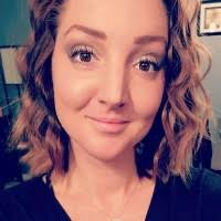 Holly Mynk's Instagram, Twitter & Facebook