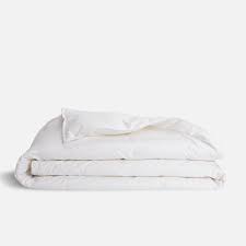 The comforter is fluffy yet lightweight and very soft to the touch. Down Comforter Lightweight To Ultrawarm Brooklinen