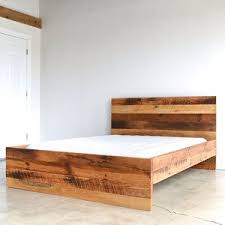 Modern Reclaimed Wood Bed With Images Oak Bedroom Furniture Rustic Bedding Wood Beds