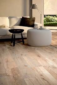 Fliesen In Holzoptik Die Moderne Alternative Wohnzimmer Bodenbelag Haus Bodenbelag Wohnzimmer Boden