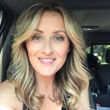 Debra Stutts's Instagram, Twitter & Facebook