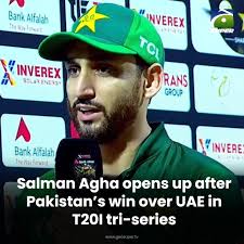 Fils shocks Tsitsipas! 💥🔥 Read more: https://tinyurl.com/27h5b3yj  #ArthurFils #Tsitsipas