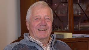 Guernsey tax return delays criticised by islanders