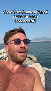 Video di Nicolò De Devitiis (@divanoletto) con original sound