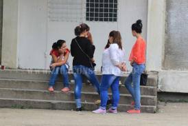 Mamele care vor dori această indemnizaţie viageră vor trebui să facă o cerere scrisă pentru a o primi. MamÄƒ EroinÄƒ Ce IndemnizaÅ£ii Pot Incasa Mamele Cu Mai MulÅ£i Copii