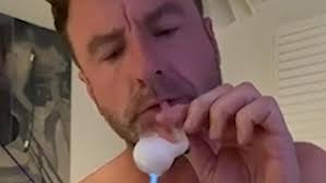 Grill'd co-founder Geoff Bainbridge quits over meth video used in extortion  attempt