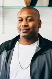 Kalamazoo Eastside resident opens positive salon that models a way up the  ladder