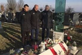 Update information for miklós fehér ». Feher Miklosra Emlekeztunk Hirek Eto Fc Gyor