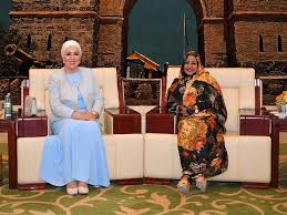 كلمة السيد الرئيس عبد الفتاح السيسي في احتفالية اطلاق مشروع تنمية الريف المصري حياة كريمة متابعة عادل شلبى بسم الله الرحمن الرحيم شعب مصر العظيم. Ø¨Ø§Ù„ØµÙˆØ± Ø£Ø¨Ø±Ø² Ø¥Ø·Ù„Ø§Ù„Ø§Øª Ø²ÙˆØ¬Ø© Ø§Ù„Ø±Ø¦ÙŠØ³ Ø¹Ø¨Ø¯ Ø§Ù„ÙØªØ§Ø­ Ø§Ù„Ø³ÙŠØ³ÙŠ ÙÙŠ Ø§Ù„Ø²ÙŠØ§Ø±Ø§Øª Ø§Ù„Ø±Ø³Ù…ÙŠØ©