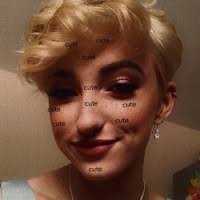 Chloe Power's Instagram, Twitter & Facebook