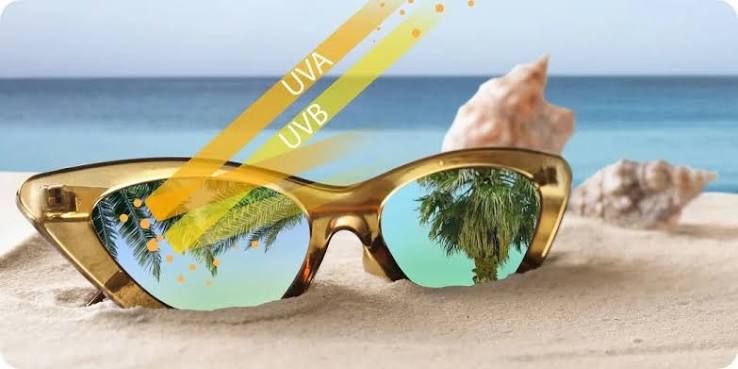 Kính mát nữ chống tia UV chính hãng: Giá bán, mẫu mới 2026