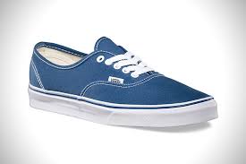 A good pair of sneakers (or two, or three) is a staple of any guy's wardrobe. Top 10 Best Men S Sneakers Under 50 Gearnova Com