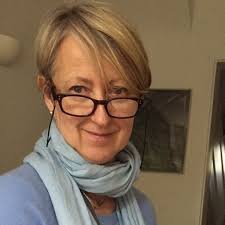 Josephine Compton's Instagram, Twitter & Facebook