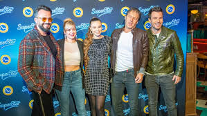 Už v jedenácti letech se musel vyrovnat se smrtí vlastní mámy, která spáchala sebevraždu. Finale Superstar Se Blizi Kvuli Koronaviru Budou Jen Dva Kafe Cz