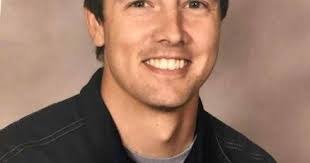 Garrett Howlett's Instagram, Twitter & Facebook