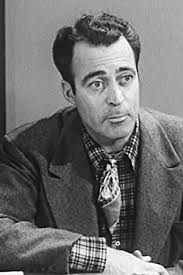 Reparto de The Phantom Rider (película 1946). Dirigida por Spencer Gordon  Bennet, Fred C. Brannon