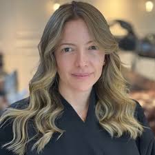 Master Networking Skills as a Strategic Communications Executive