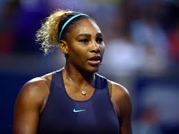 Serena williams and her older sister venus simply have body types that lend themselves to originally answered: Serena Williams Ehemann Malt Mit Tochter Olympia In Diesen Sussen Neuen Bildern
