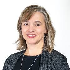 Elizabeth Grimaldi's Instagram, Twitter & Facebook