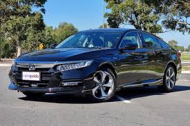 Entdecken sie viele unterschiedliche modelle und eine große auswahl an angeboten von kia! Honda Accord Hybrid 2021 Review Vti Lx Is This A Decent Toyota Camry Alternative Carsguide